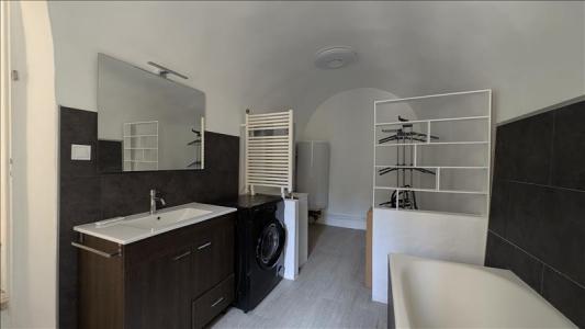 Annonce Location 5 pices Appartement Berre-les-alpes 06