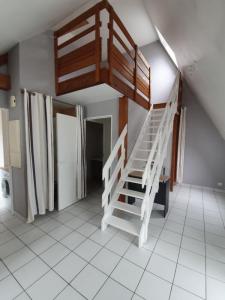 For sale Chateauroux 2 rooms 27 m2 Indre (36000) photo 3