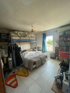 Acheter Maison Chezal-benoit 94500 euros