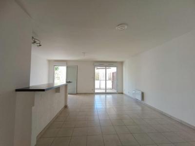 For sale Istres 3 rooms 65 m2 Bouches du Rhone (13800) photo 1
