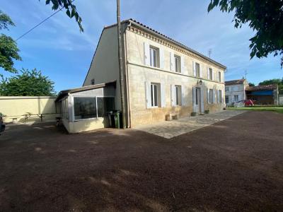 For sale Tesson 5 rooms 172 m2 Charente maritime (17460) photo 0