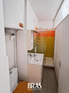 For sale Nantes 2 rooms 36 m2 Loire atlantique (44100) photo 4