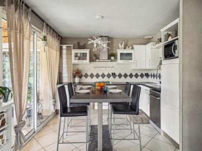 For sale Eyzin-pinet 8 rooms 178 m2 Isere (38780) photo 2