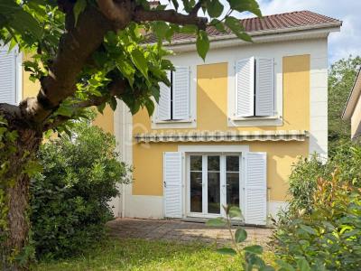 For sale Pau 3 rooms 70 m2 Pyrenees atlantiques (64000) photo 0