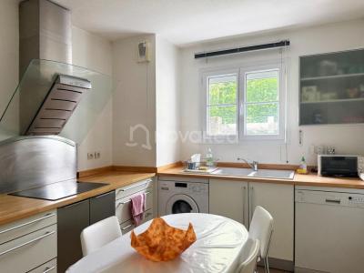 For sale Pau 3 rooms 70 m2 Pyrenees atlantiques (64000) photo 4