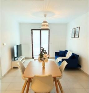 For rent Champs-sur-marne 2 rooms 43 m2 Seine et marne (77420) photo 2