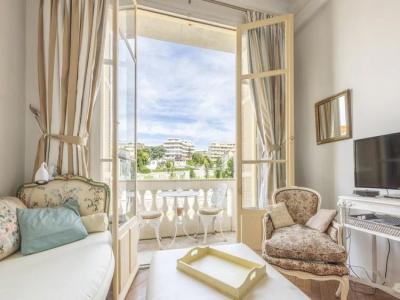 For rent Nice PROMENADE DES ANGLAIS 2 rooms 36 m2 Alpes Maritimes (06000) photo 3