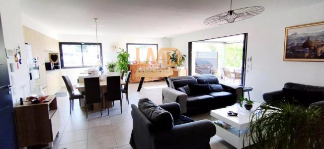For sale Nimes 4 rooms 110 m2 Gard (30900) photo 4