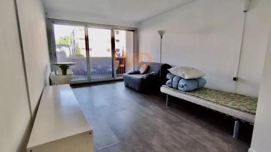 For sale Nimes 1 room 23 m2 Gard (30000) photo 1