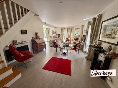 For sale Pessac 7 rooms 173 m2 Gironde (33600) photo 2