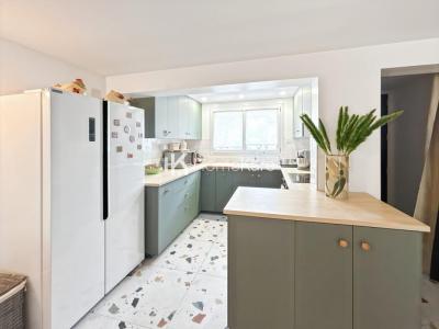 For sale Toulouse 4 rooms 110 m2 Haute garonne (31100) photo 2