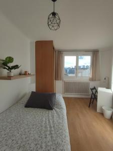 For rent Paris-15eme-arrondissement 3 rooms 20 m2 Paris (75015) photo 0