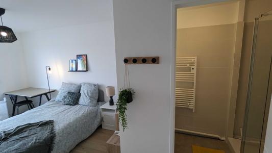 For rent Clichy 5 rooms 27 m2 Hauts de Seine (92110) photo 1