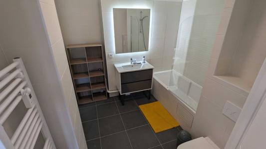 For rent Clichy 5 rooms 27 m2 Hauts de Seine (92110) photo 4