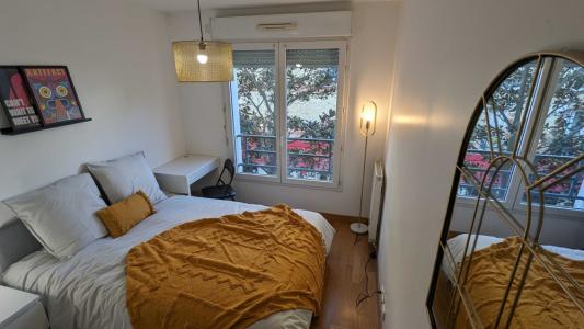 For rent Courbevoie 5 rooms 21 m2 Hauts de Seine (92400) photo 0