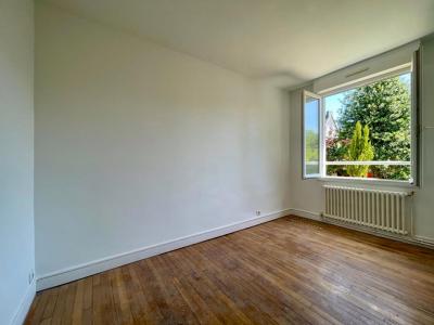 For sale Quimper 5 rooms 103 m2 Finistere (29000) photo 2