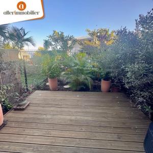 For rent Saint-gilles-les-bains 1 room 27 m2 Reunion (97434) photo 3