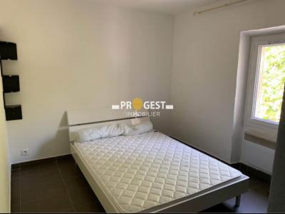 Louer Appartement Greasque 790 euros