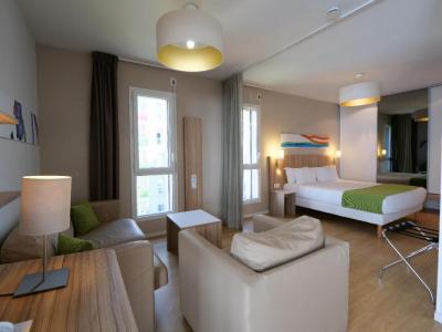 For sale Lyon-7eme-arrondissement 1 room 38 m2 Rhone (69007) photo 4