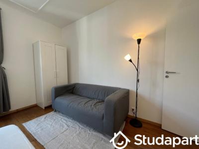 For rent Courbevoie 1 room 15 m2 Hauts de Seine (92400) photo 1