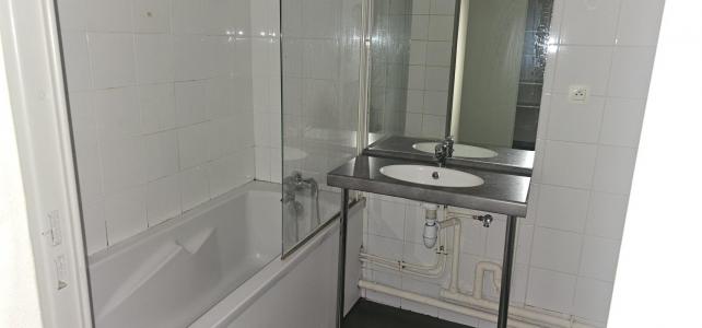 For sale Lyon-7eme-arrondissement 3 rooms 54 m2 Rhone (69007) photo 2