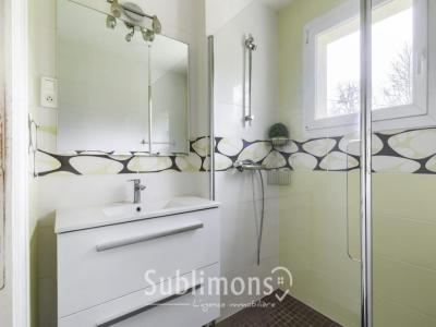 For sale Vannes 6 rooms 128 m2 Morbihan (56000) photo 4