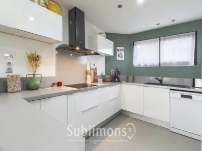 For sale Saint-ave 7 rooms 157 m2 Morbihan (56890) photo 1