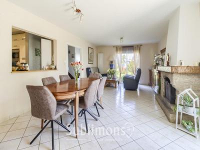 For sale Vannes 8 rooms 270 m2 Morbihan (56000) photo 1