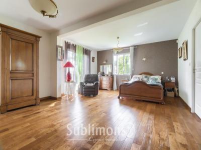 For sale Vannes 8 rooms 270 m2 Morbihan (56000) photo 3
