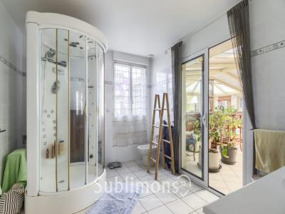 For sale Vannes 8 rooms 270 m2 Morbihan (56000) photo 4