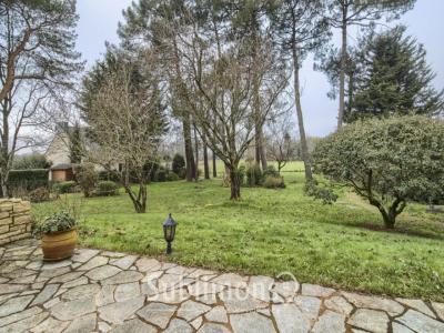 For sale Vannes 7 rooms 170 m2 Morbihan (56000) photo 3