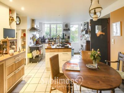 For sale Erdeven 10 rooms 290 m2 Morbihan (56410) photo 4