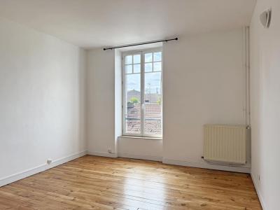 For sale Pau 3 rooms 68 m2 Pyrenees atlantiques (64000) photo 3