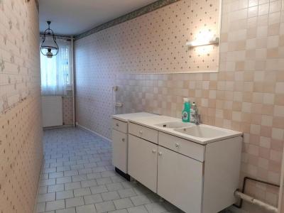 For sale Chalon-sur-saone 4 rooms 90 m2 Saone et loire (71100) photo 3