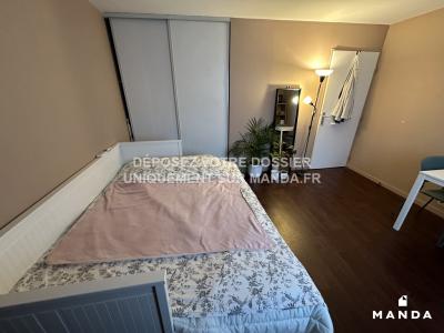 Louer Appartement Kremlin-bicetre 850 euros