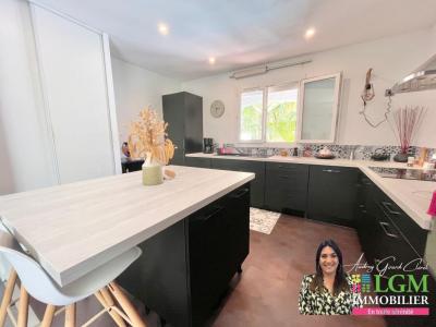 For sale Saint-jean-de-vedas 4 rooms 123 m2 Herault (34430) photo 4