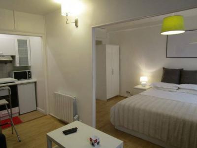 Louer Appartement 27 m2 Paris-9eme-arrondissement