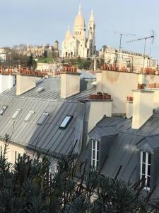 For rent Paris-9eme-arrondissement 3 rooms 75 m2 Paris (75009) photo 3