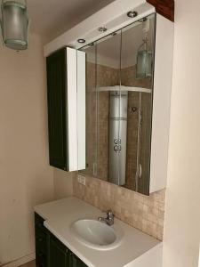 For rent Paris-9eme-arrondissement 3 rooms 75 m2 Paris (75009) photo 4