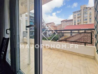 For sale Marseille-8eme-arrondissement 3 rooms 64 m2 Bouches du Rhone (13008) photo 4