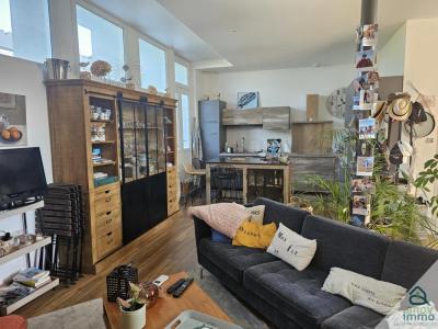 For sale Salles-sur-mer 4 rooms 91 m2 Charente maritime (17220) photo 1