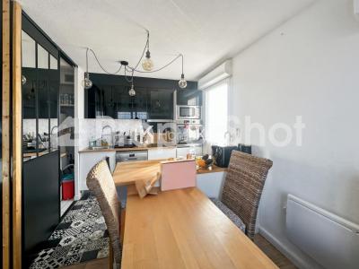 For sale Eysines 2 rooms 41 m2 Gironde (33320) photo 2