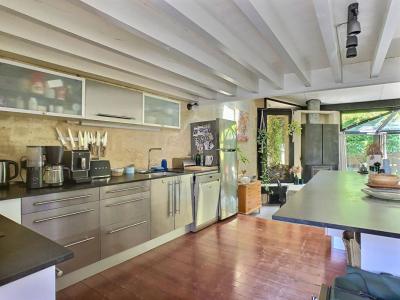 For sale Bordeaux 3 rooms 97 m2 Gironde (33800) photo 3