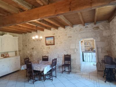 For sale Bourg 10 rooms 156 m2 Gironde (33710) photo 3