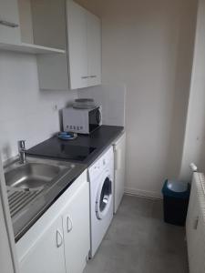 For rent Amiens 1 room 21 m2 Somme (80000) photo 0