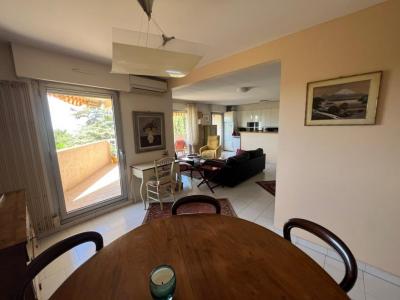 Acheter Appartement 101 m2 Beaurecueil