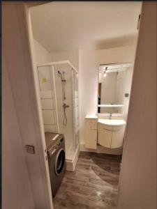 For rent Evry 1 room 11 m2 Essonne (91000) photo 3