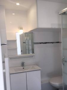 For rent Kremlin-bicetre 1 room 24 m2 Val de Marne (94270) photo 3