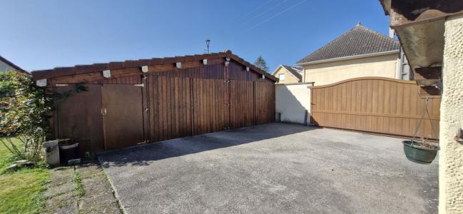 For sale 5 rooms 103 m2 Aube (10220) photo 3