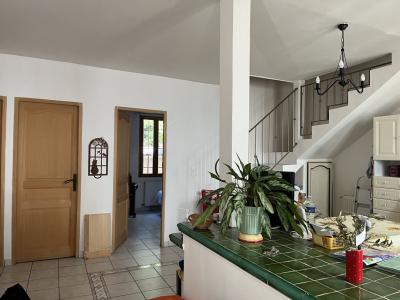 For sale SAINT JROME 4 rooms 85 m2 Bouches du Rhone (13013) photo 2